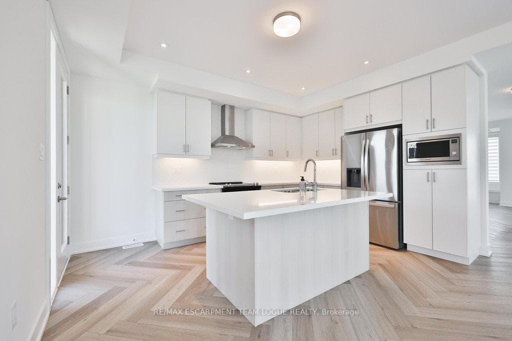 2273 Turnberry Road Unit 16 photo 22