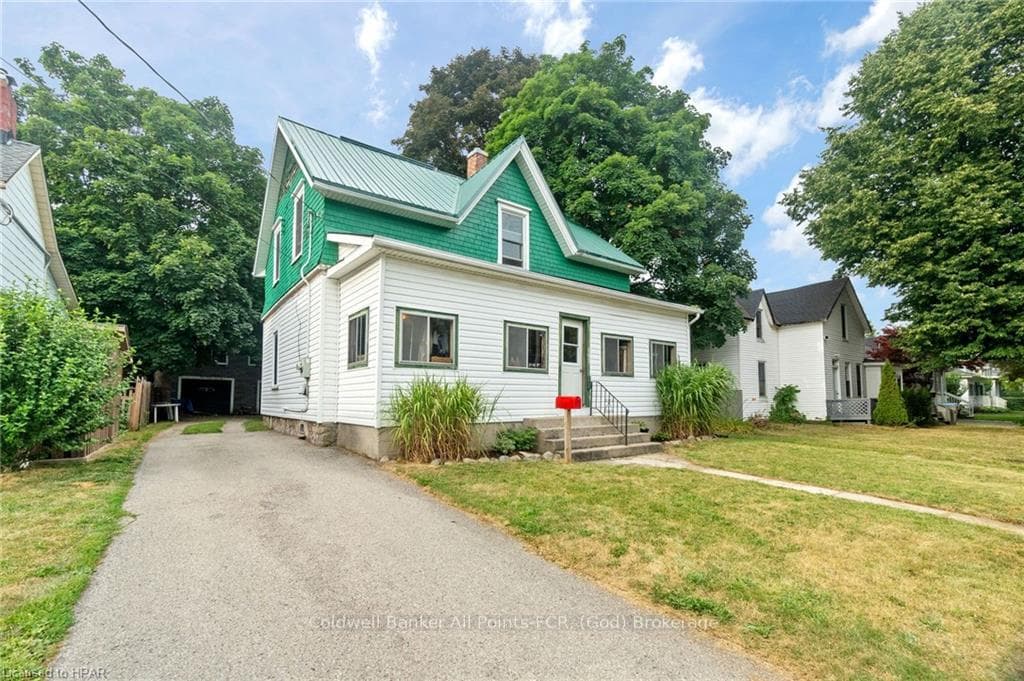 107 BRUCE Street photo 2