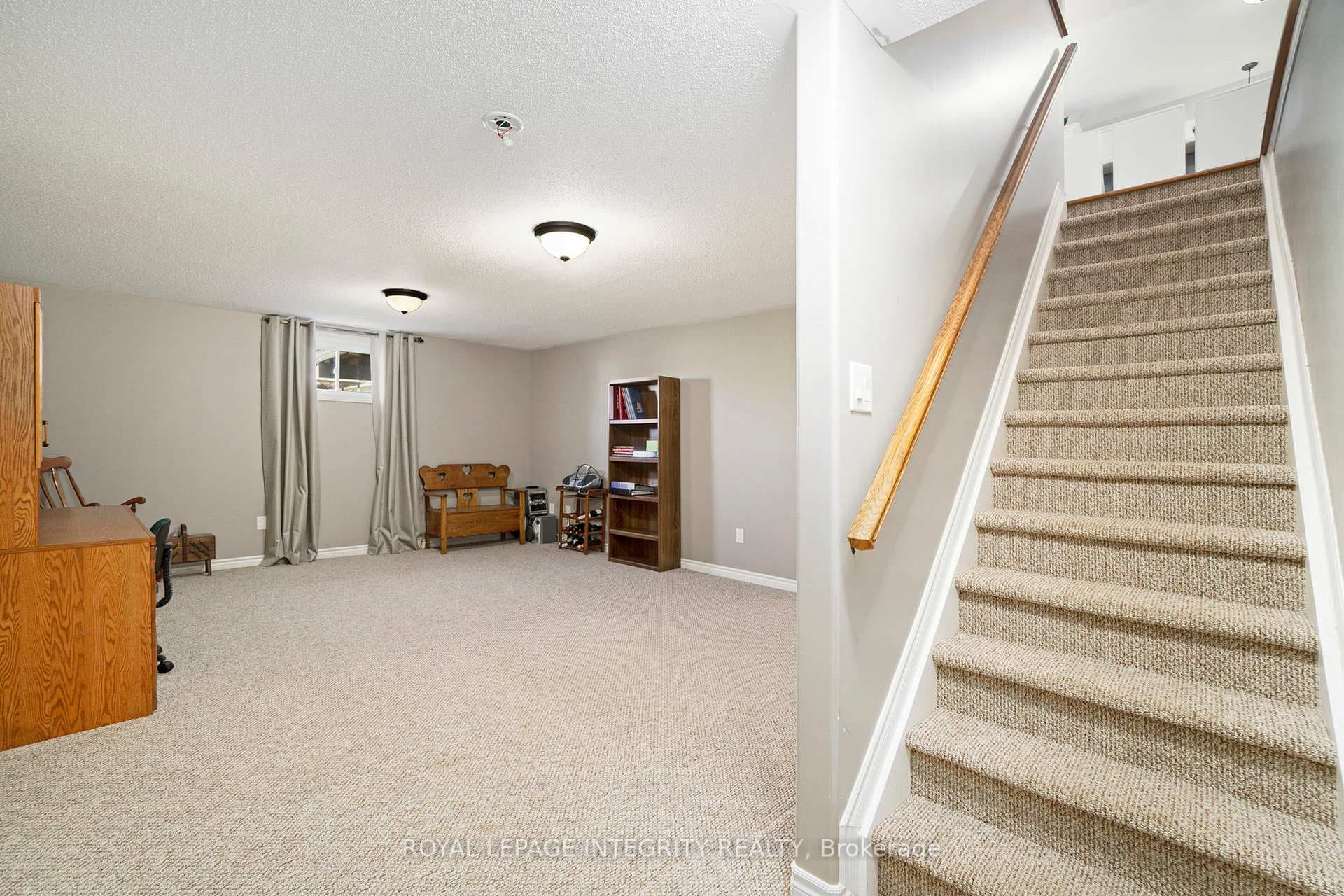 44 Lee Avenue photo 20