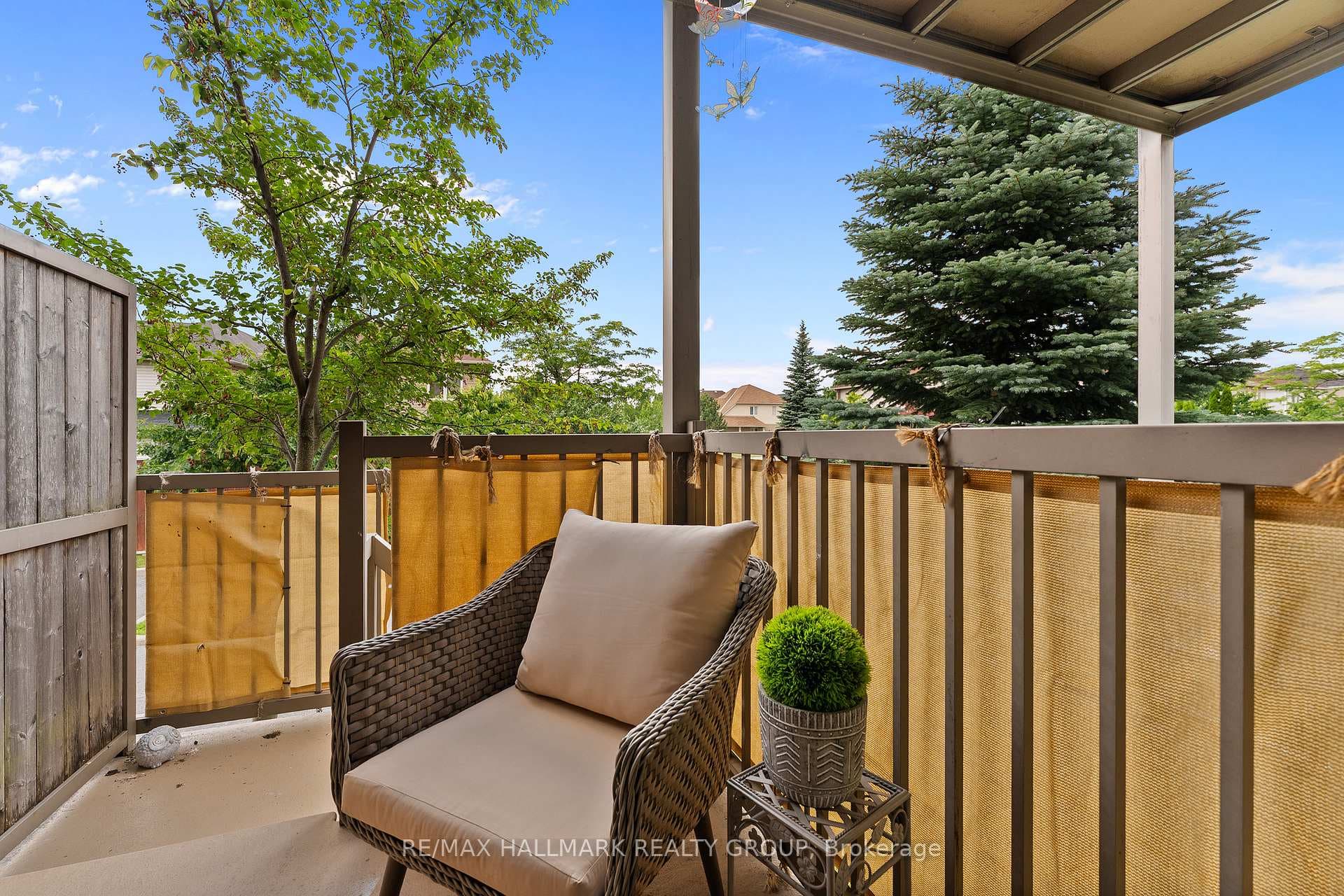 541 Chapman Mills Drive Unit A photo 12