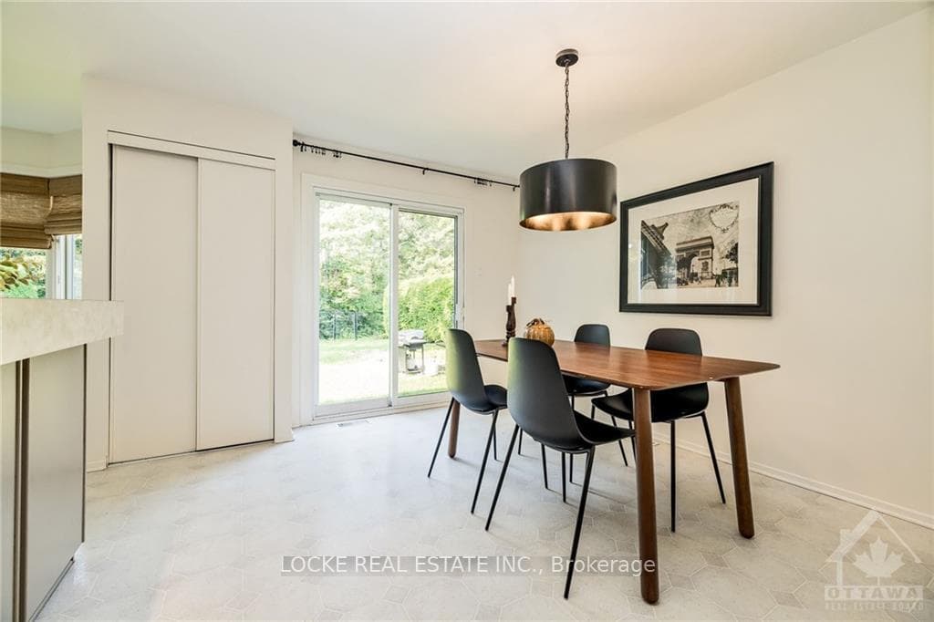 1826 WOODHAVEN Heights photo 14