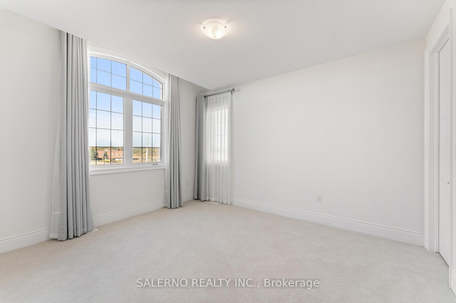 10 Elmers Lane photo 45
