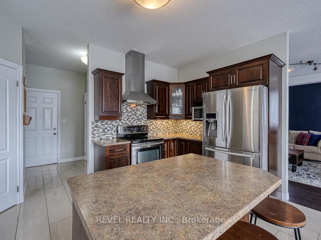 236 Three Wood Drive photo 15