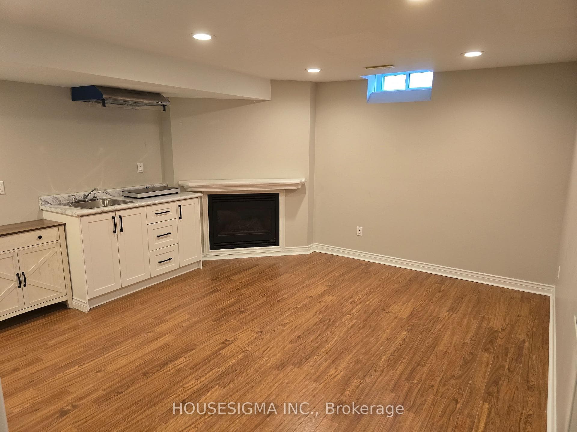 16 Tamarac Trail Unit Lower photo 2