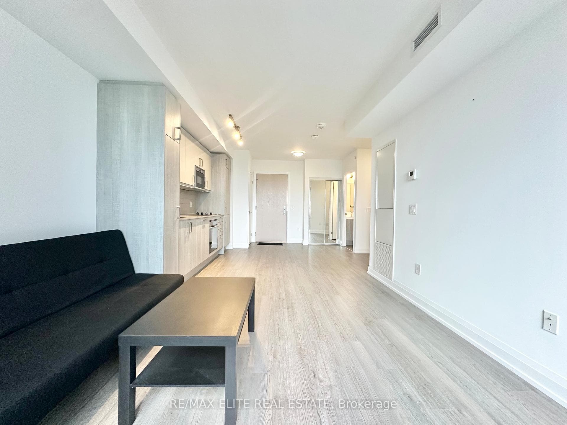 77 Mutual Street Unit 2410 photo 12