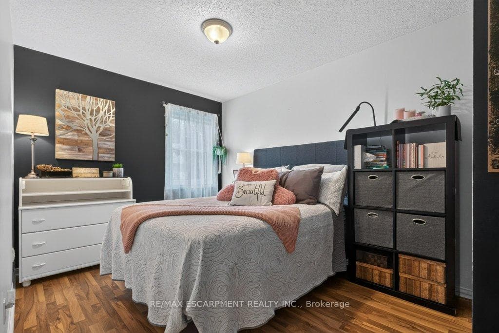 55 Kerman Avenue Unit 55 photo 33