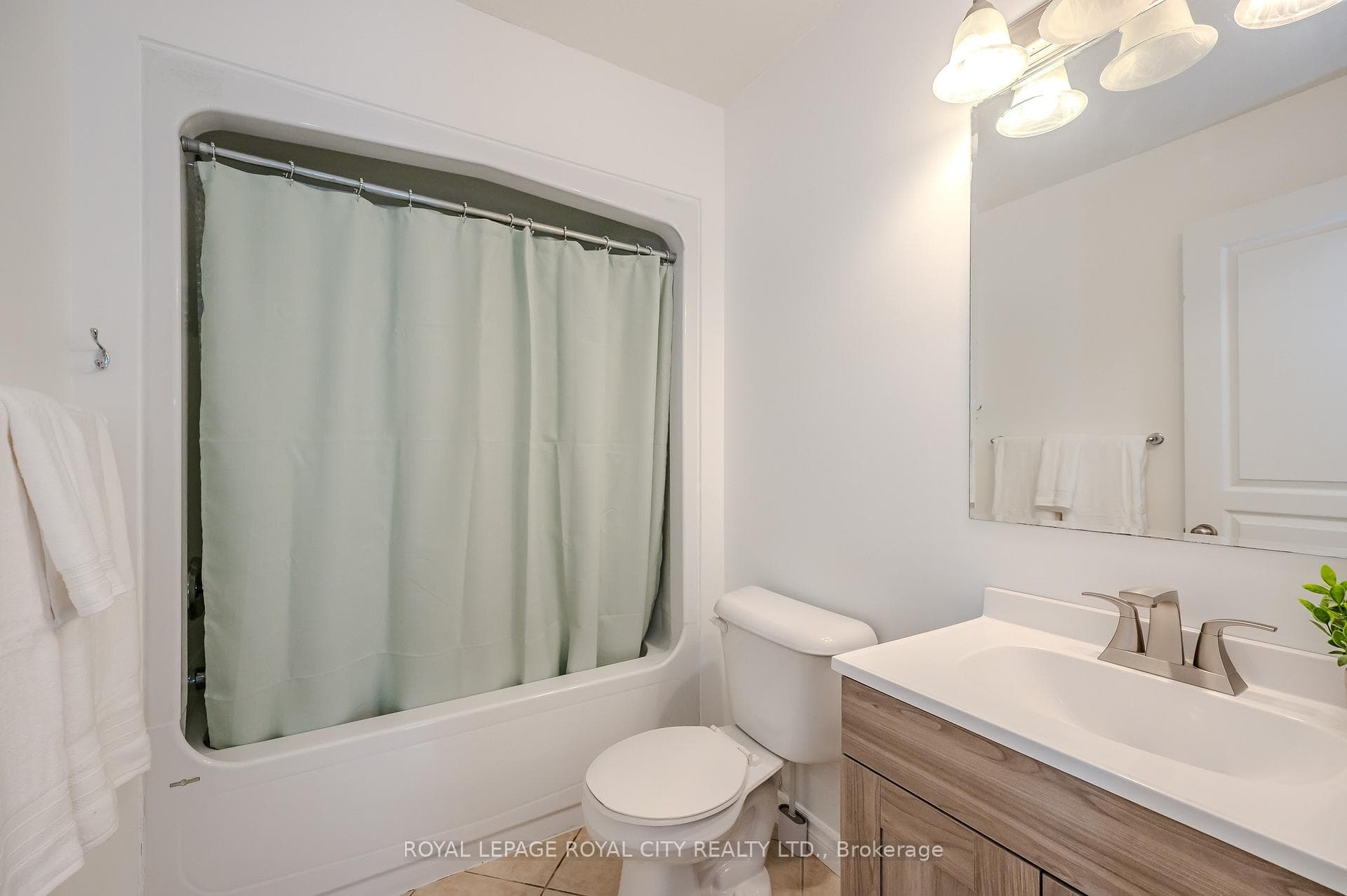 67 Laughland Lane photo 23