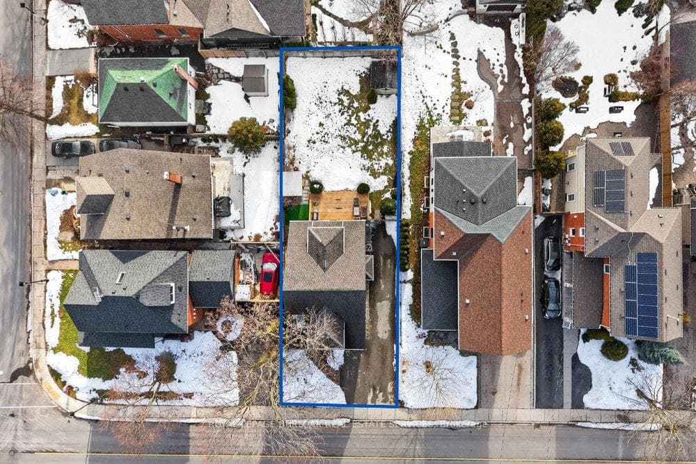494 Martha Street photo 39