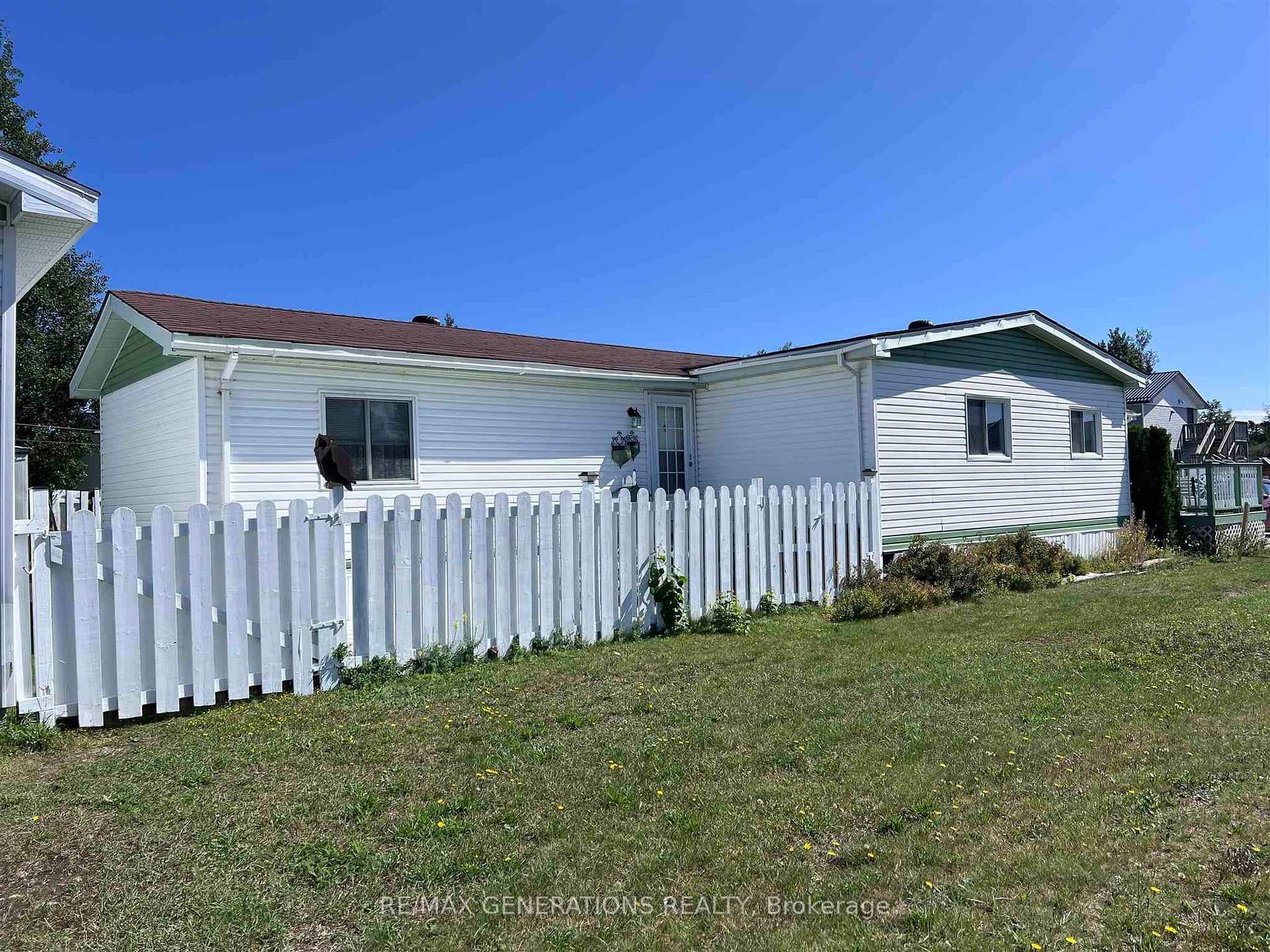 72 Jackson Crescent photo 21