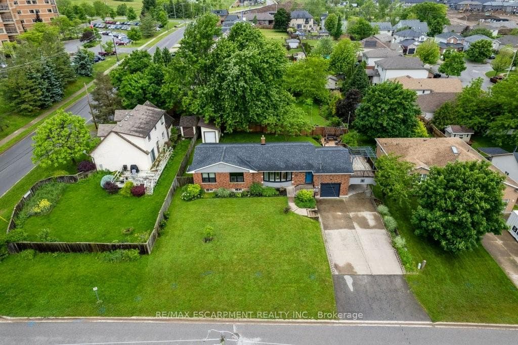 4002 HIXON Street photo 3