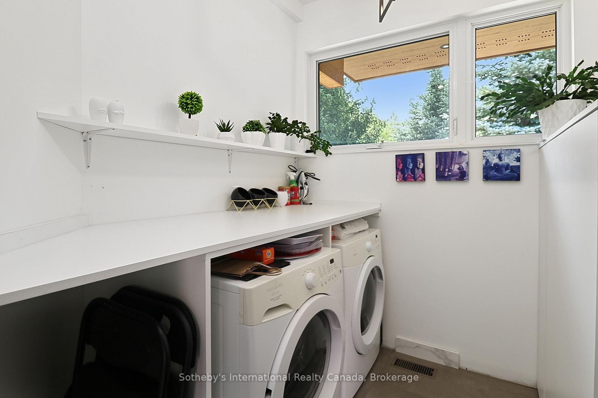 4 Holly Court photo 23