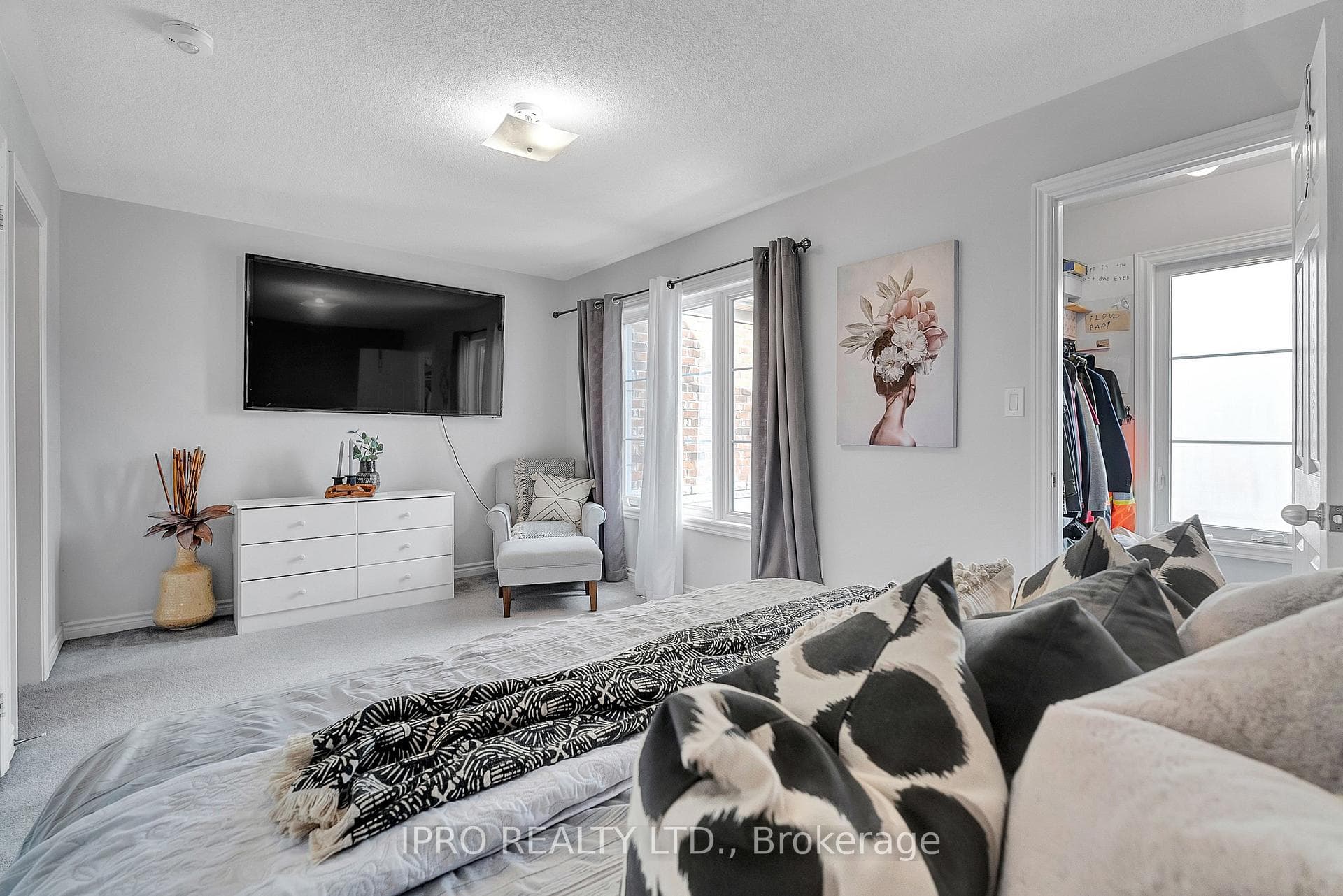 62 Farooq Boulevard photo 24