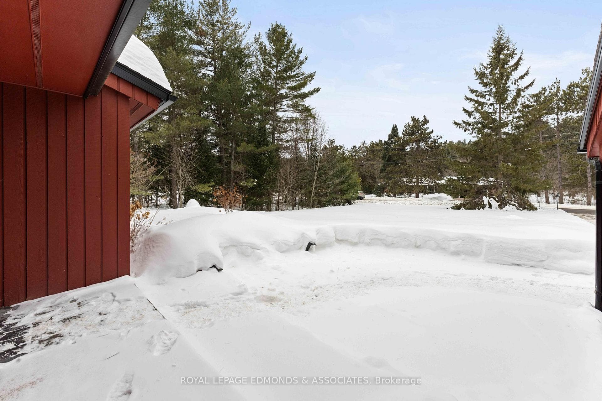 413 Black Bay Road photo 44