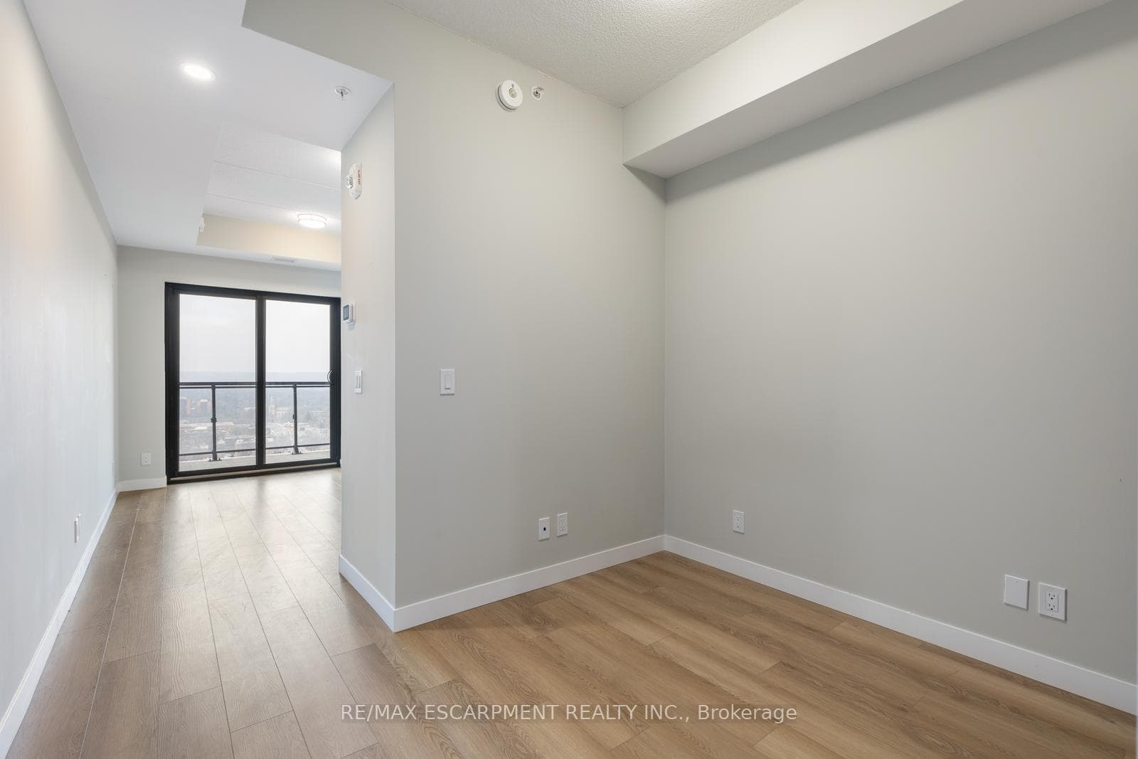15 Queen Street Unit 2204 photo 5