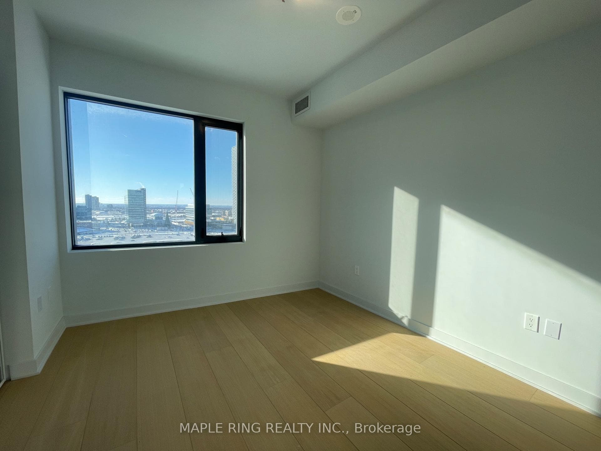 2920 Highway 7 Road Unit 1302 photo 7
