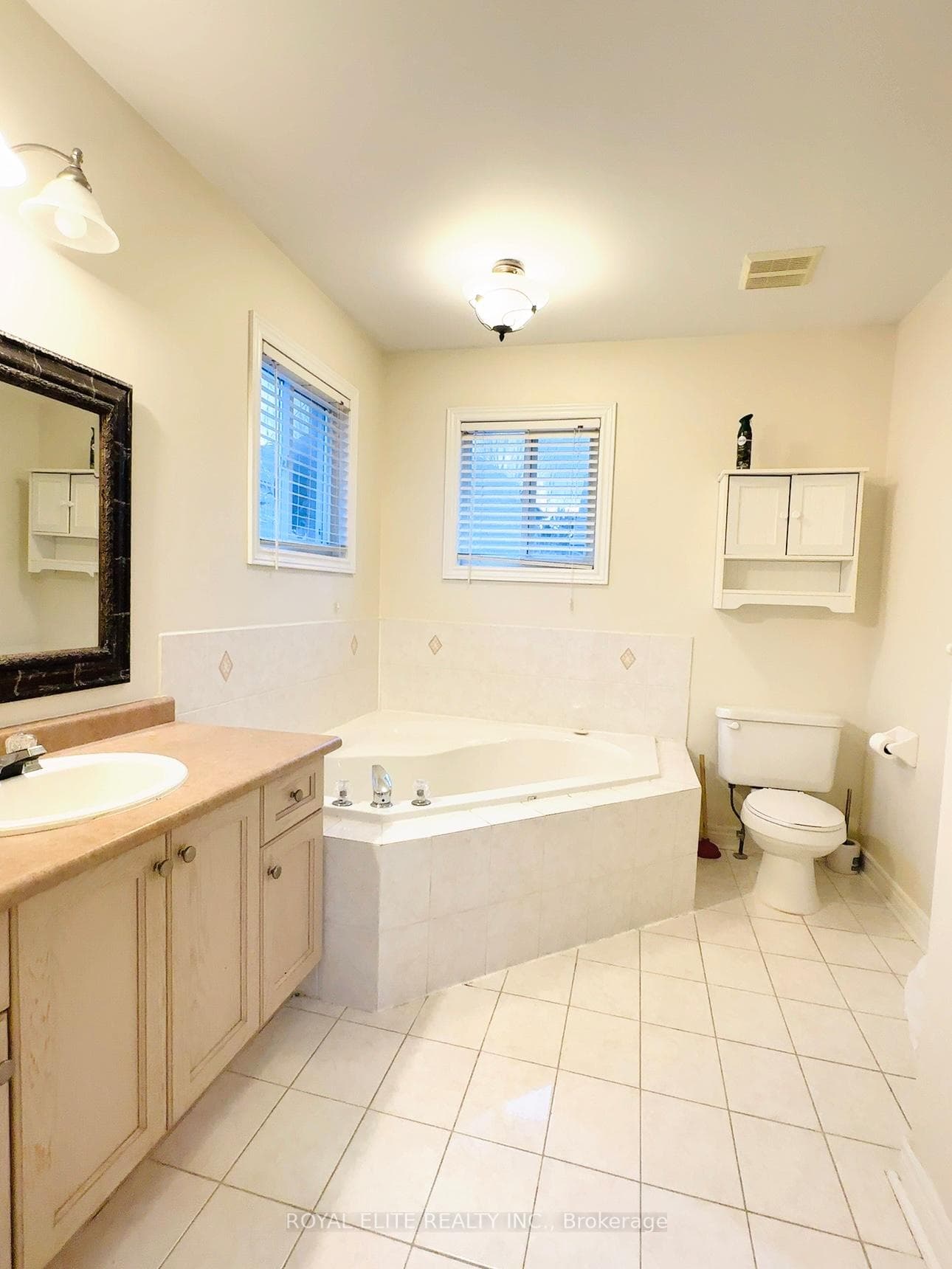382 Marble Place photo 14