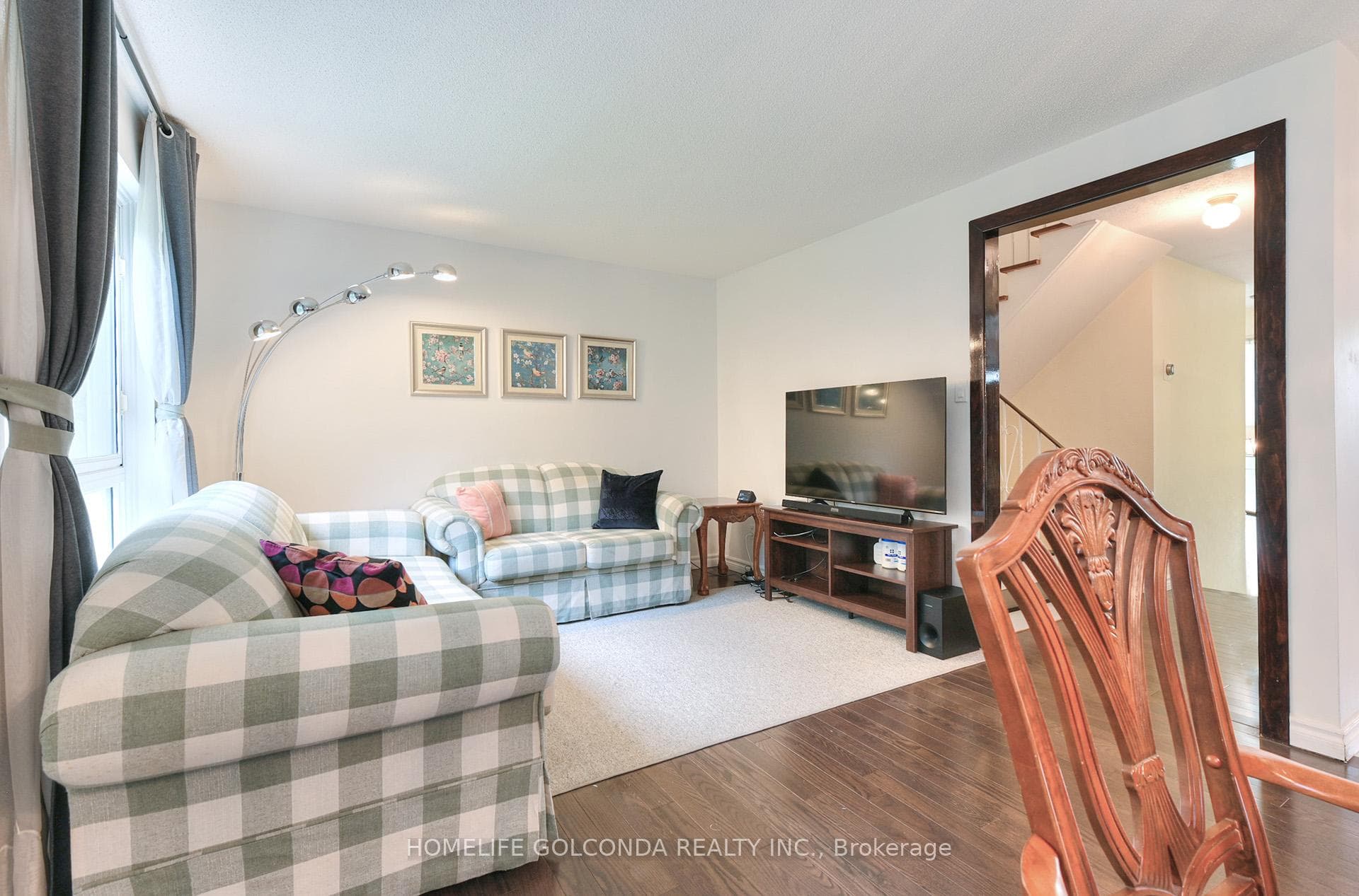 8 Glen Springs Drive photo 7
