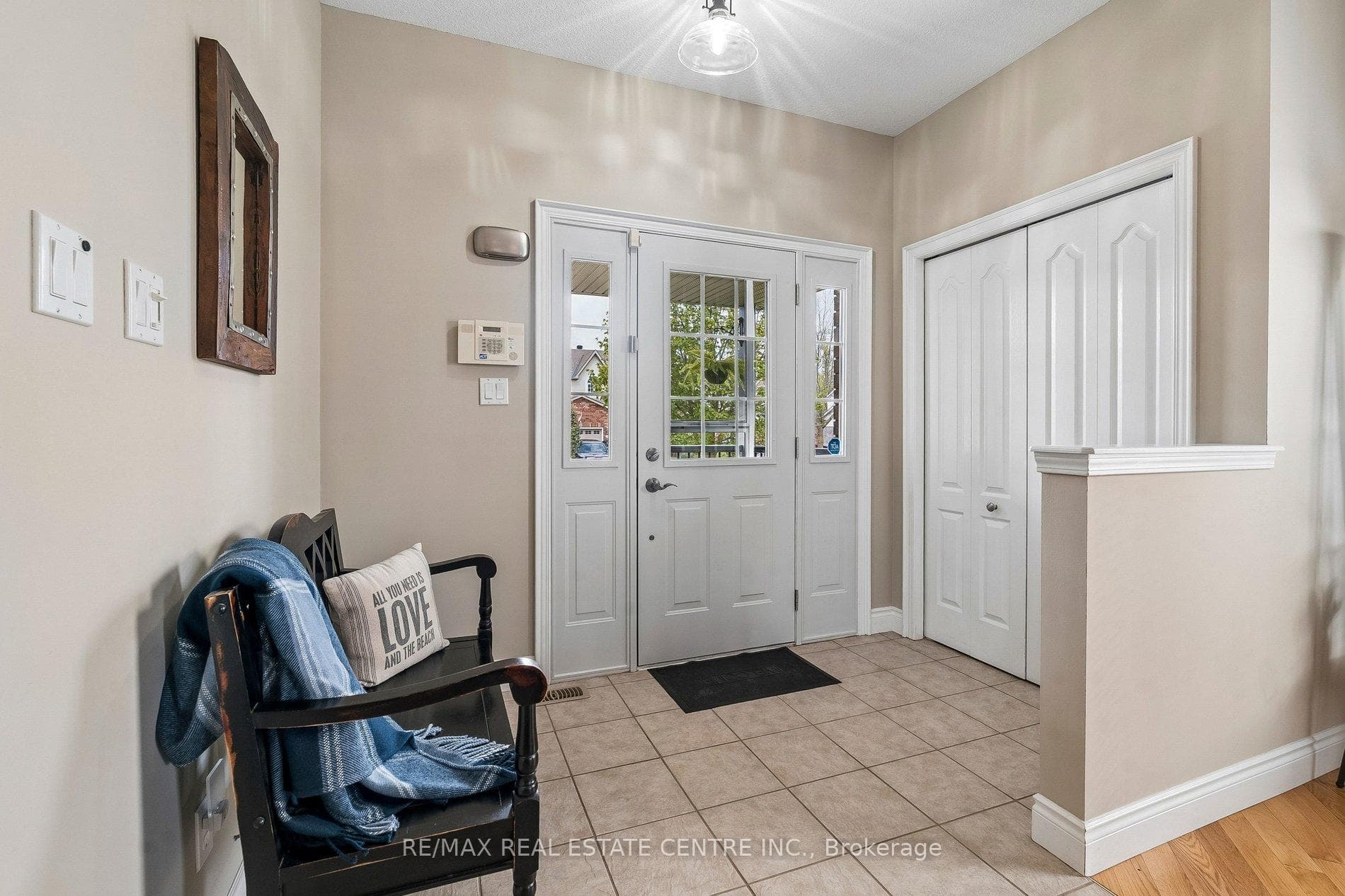 704 Russel Court photo 4