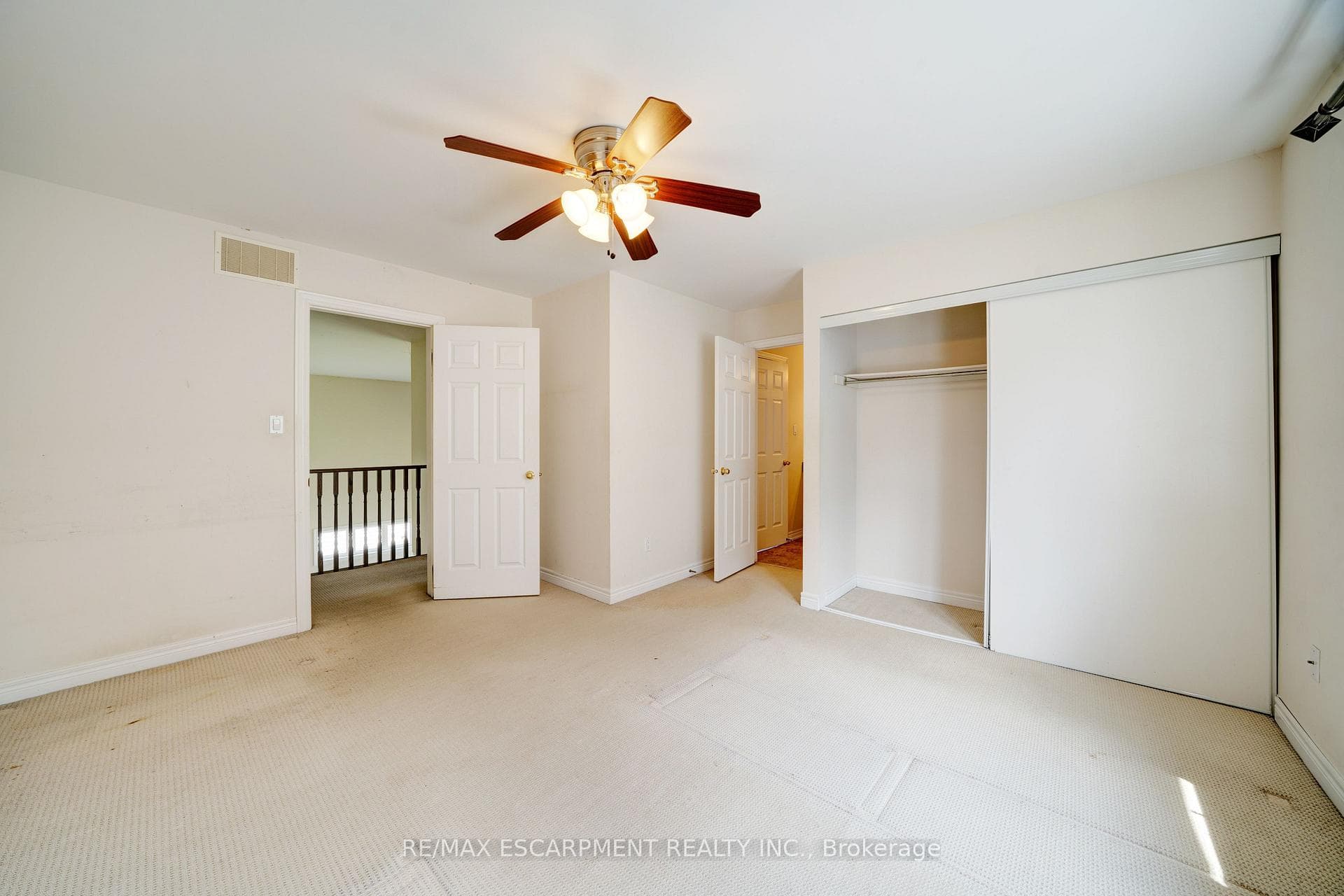 11 Belsey Lane photo 40