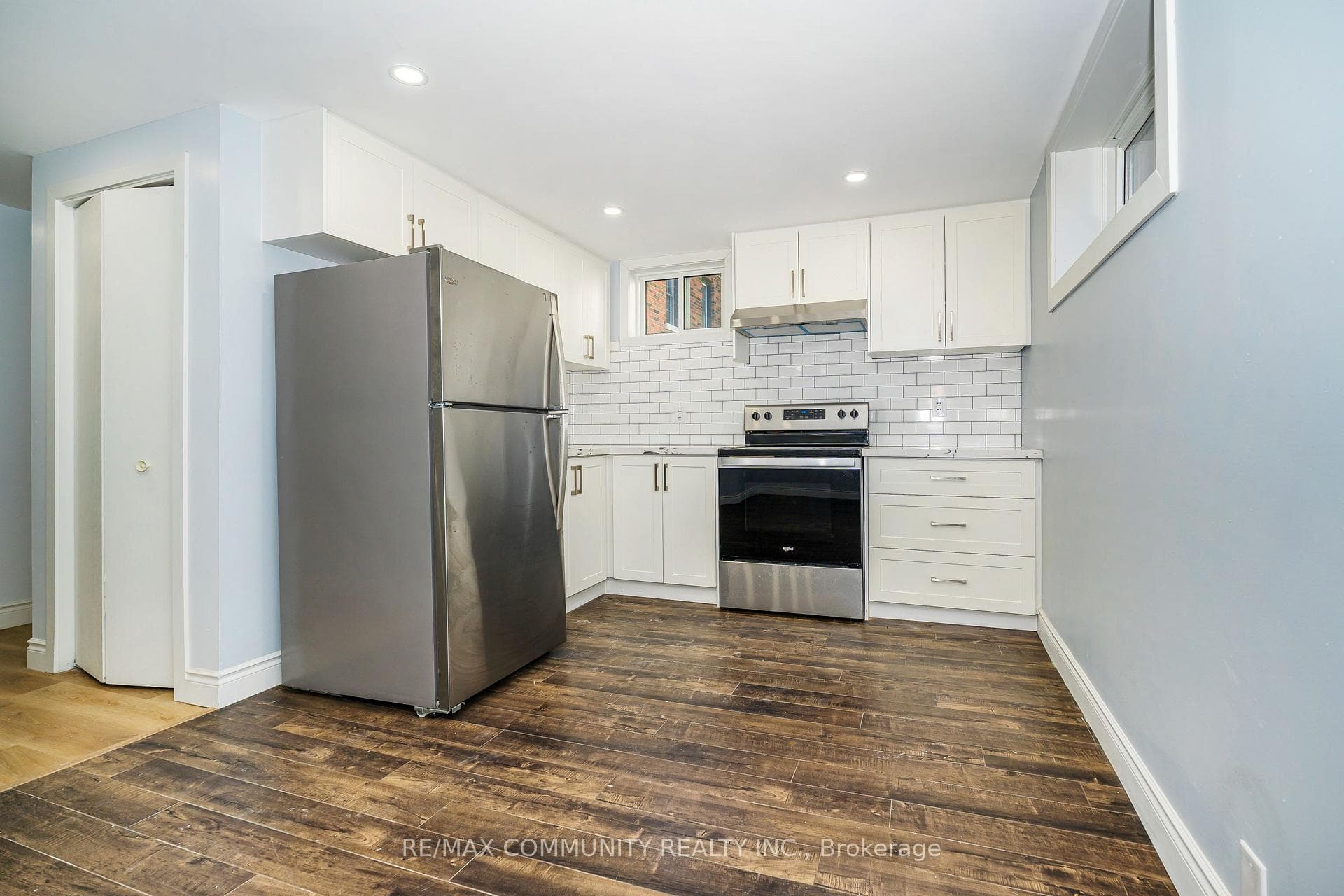 36 Jones Avenue photo 5