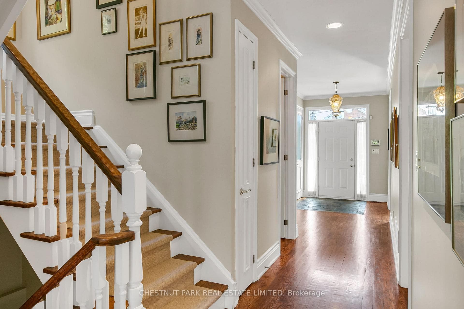 552 Melrose Avenue photo 5