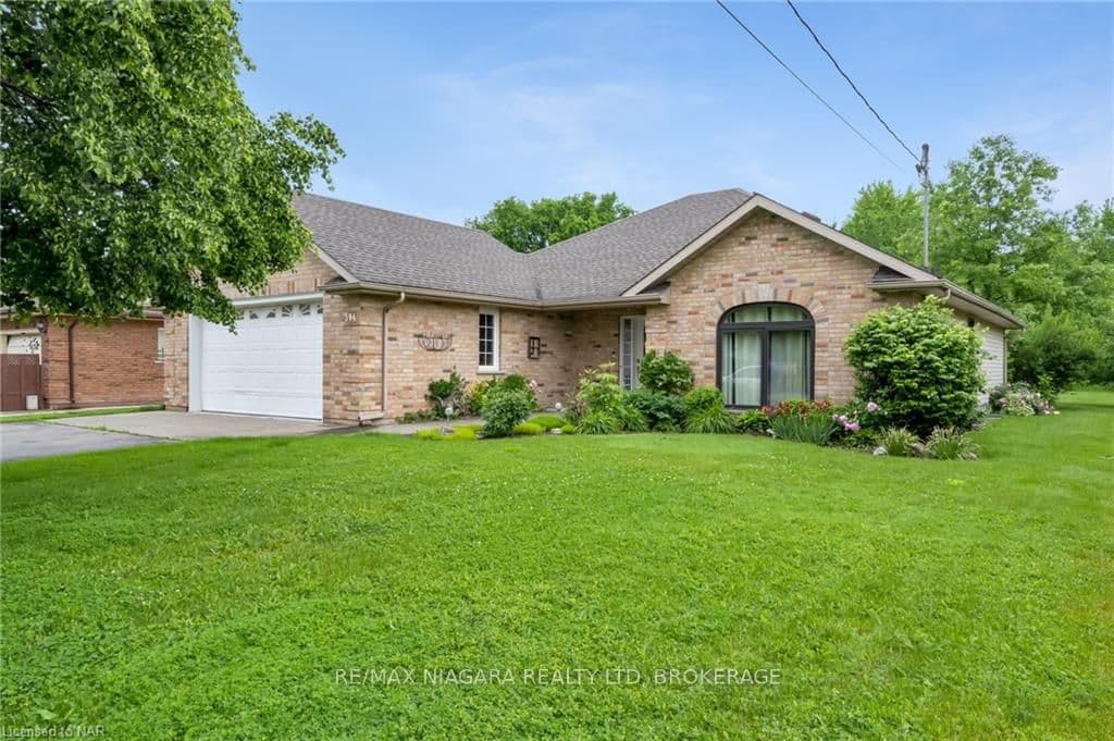 394 ST GEORGE Street photo 1