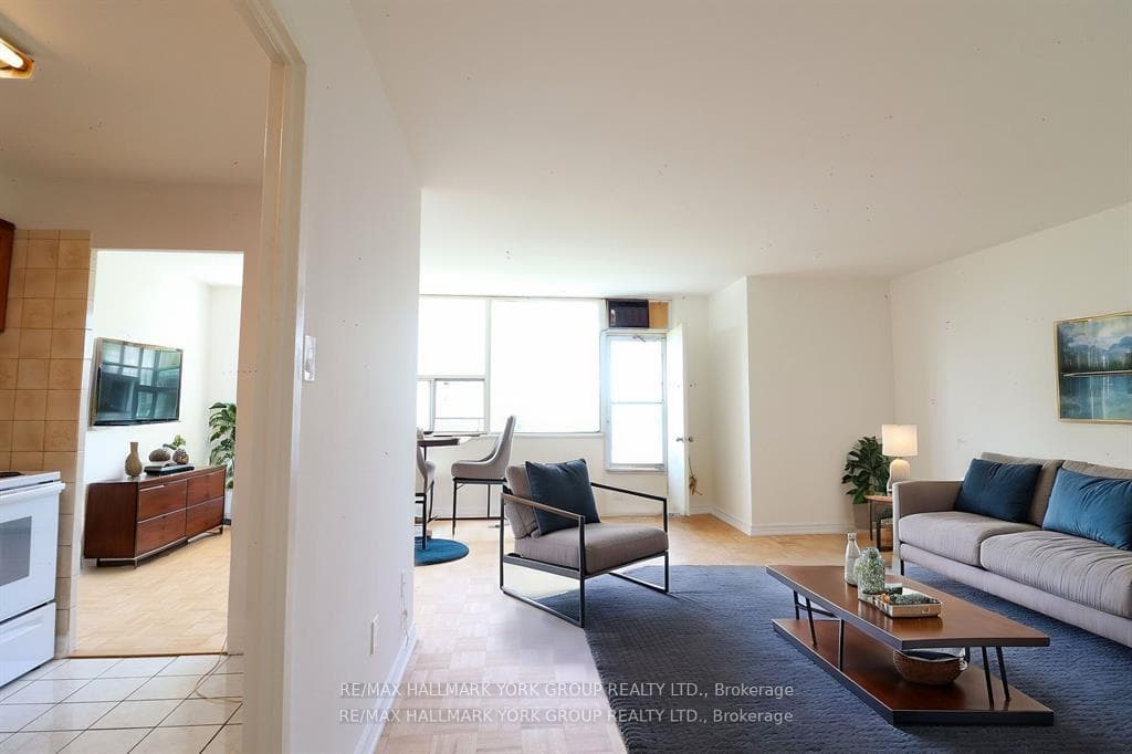 20 Forest Manor Road Unit 406 photo 5