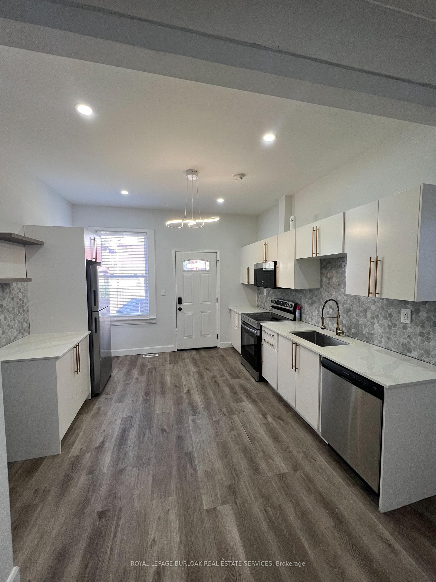 44 Madison Avenue photo 8