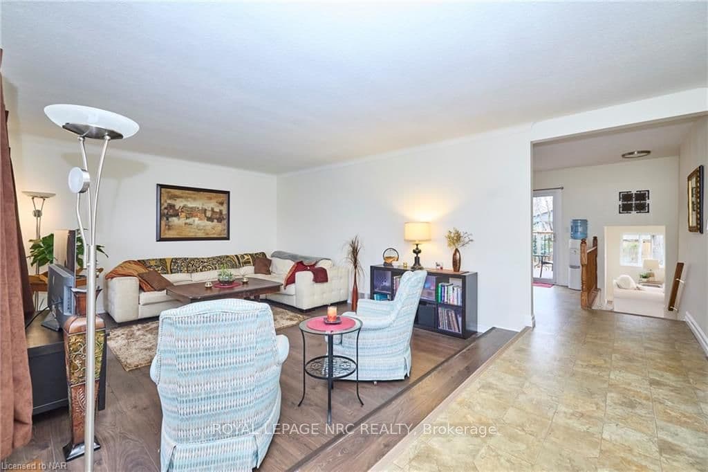 3 GREENVIEW Gate photo 6
