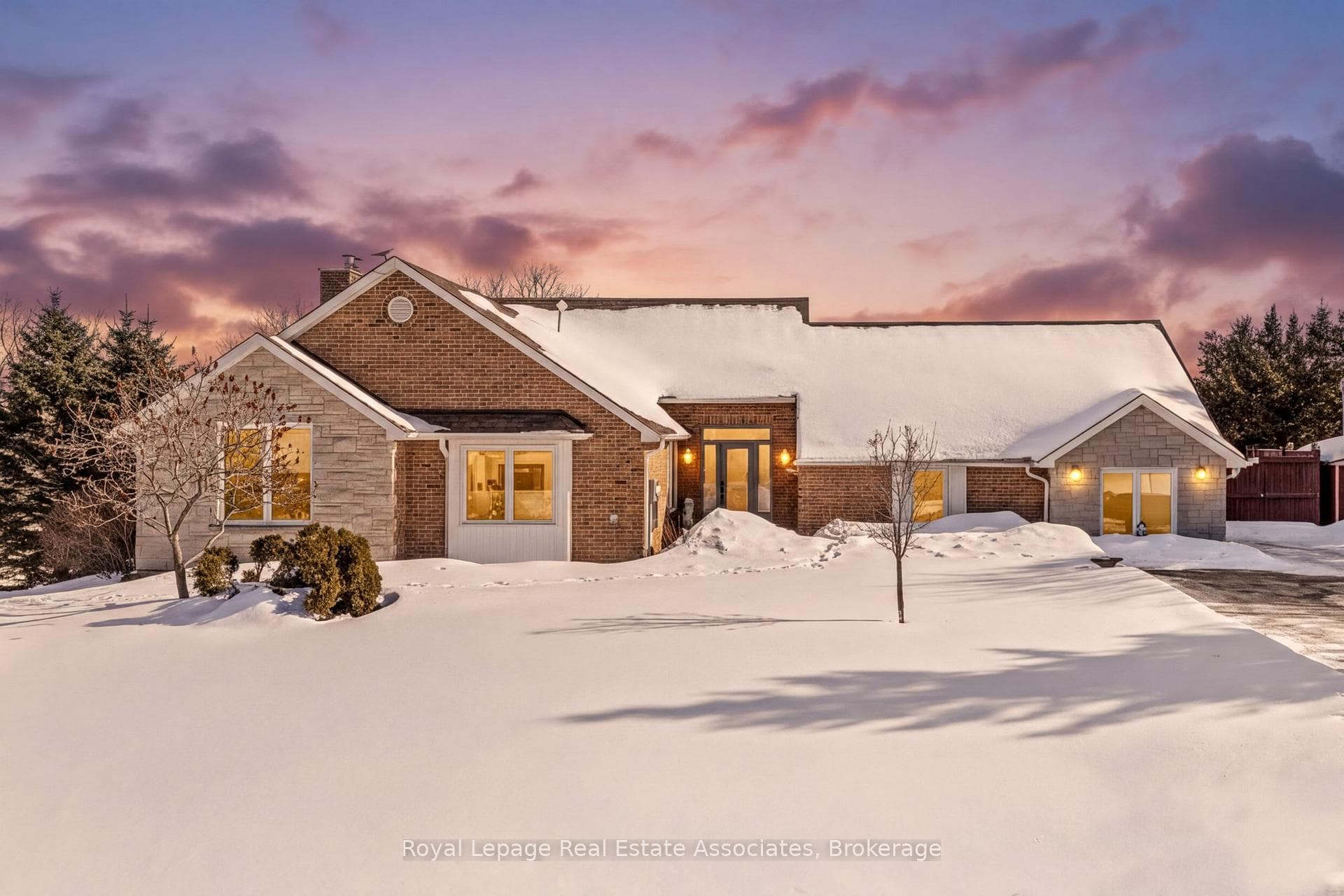 10 Kildare Drive photo 1