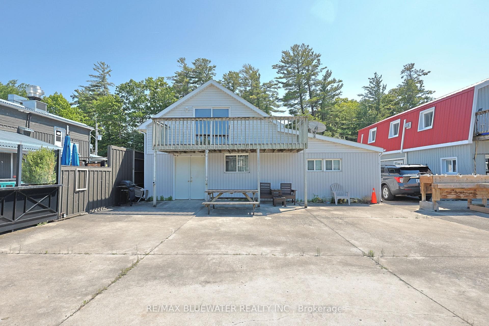 75 River Road photo 27