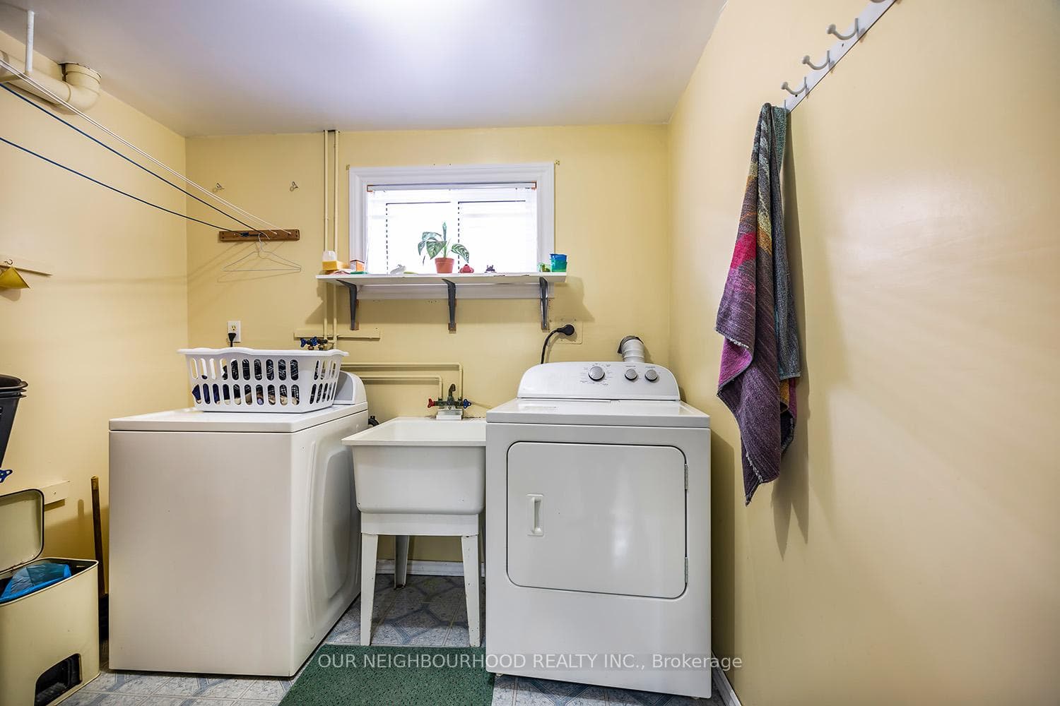 536 Steerforth Street photo 33