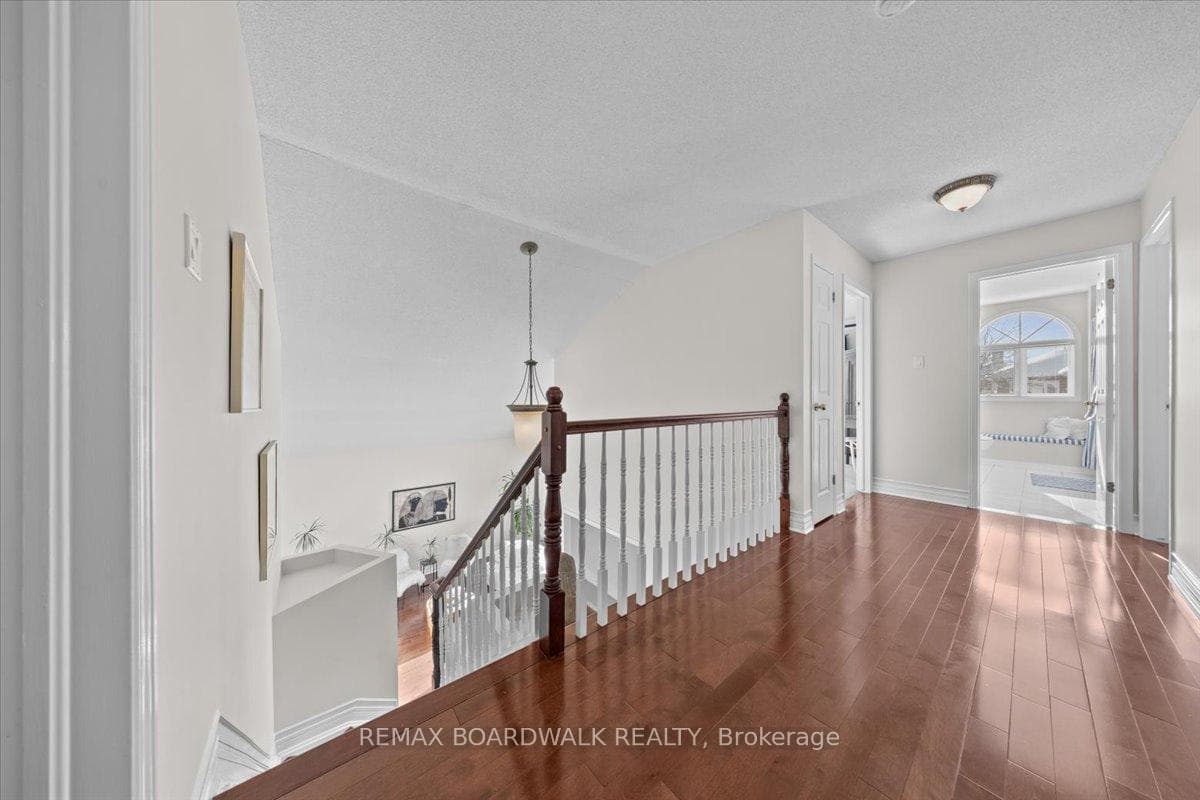 1367 Talcy Crescent photo 26