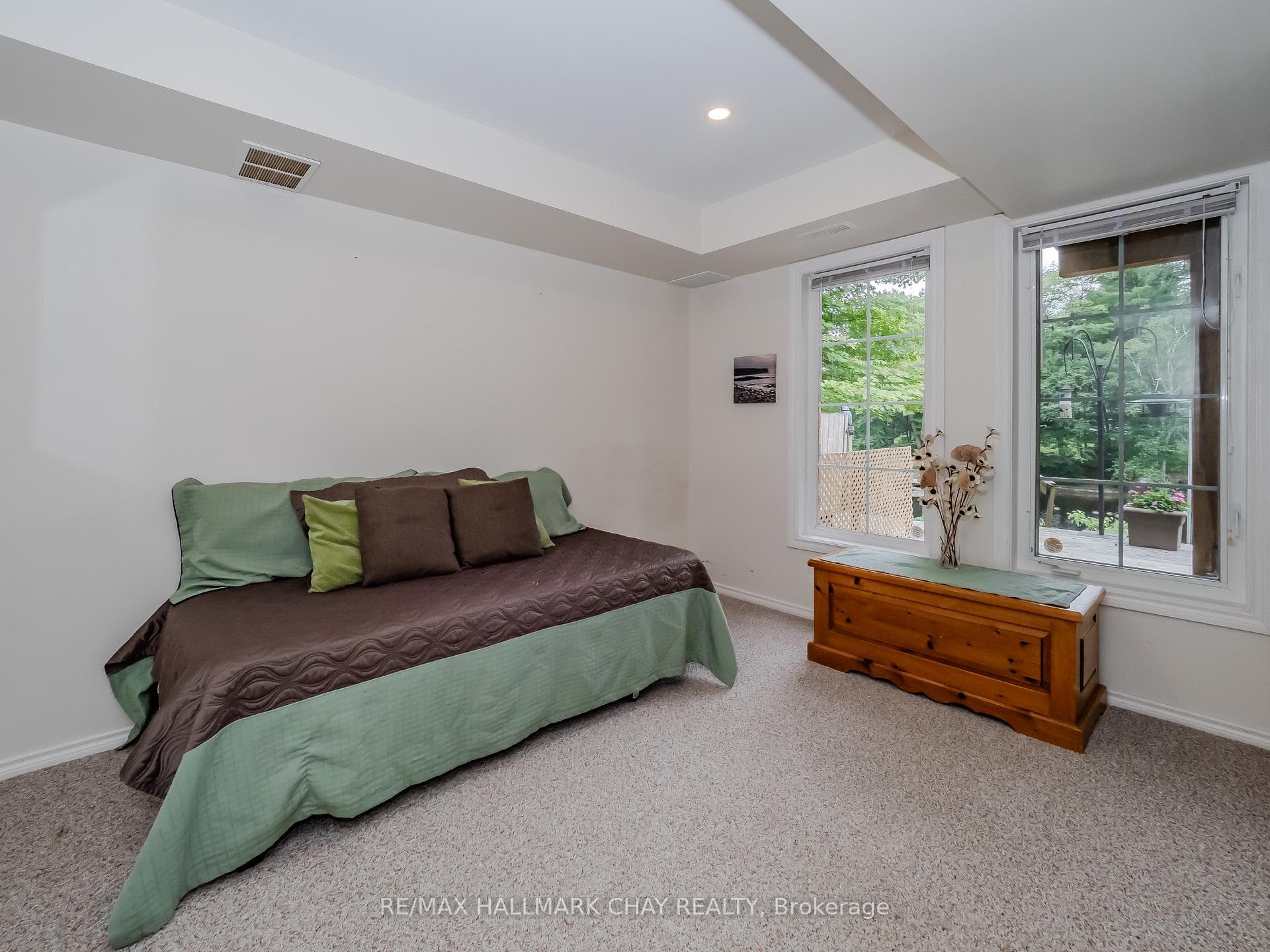 18 Liza Crescent photo 26
