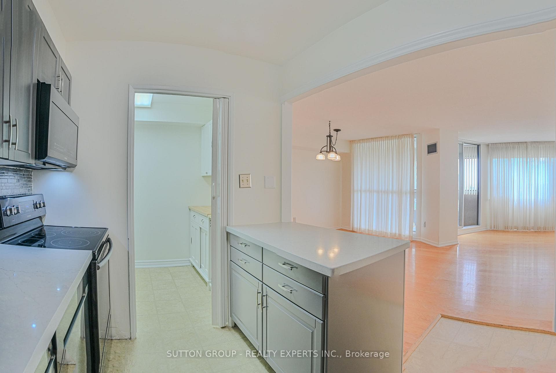 50 ELM Drive Unit 407 photo 18