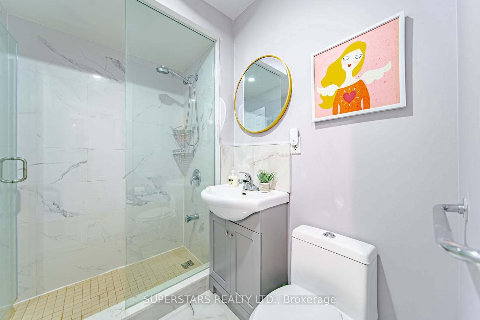 128 Kingston Road photo 30