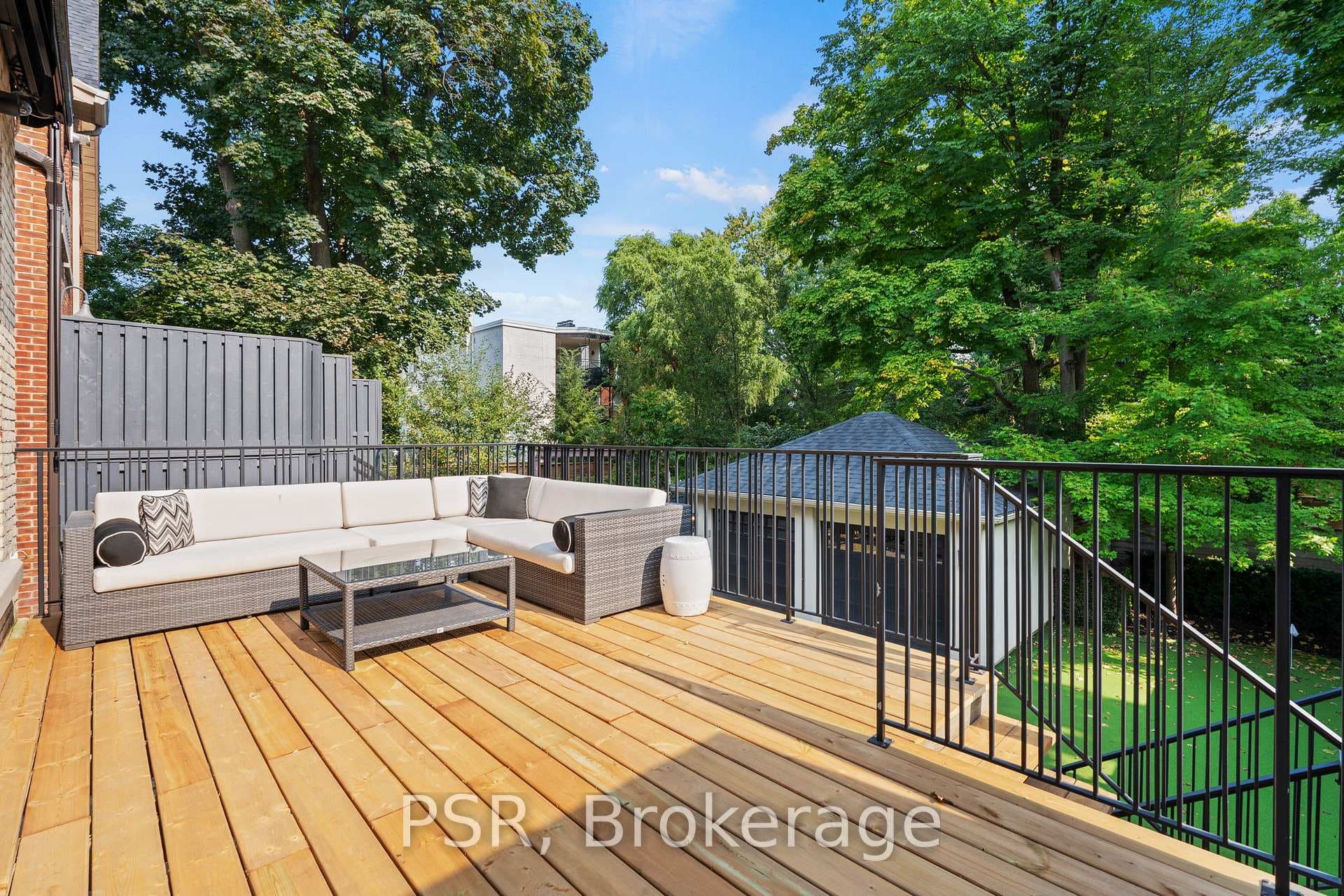 39B Oriole Road photo 35
