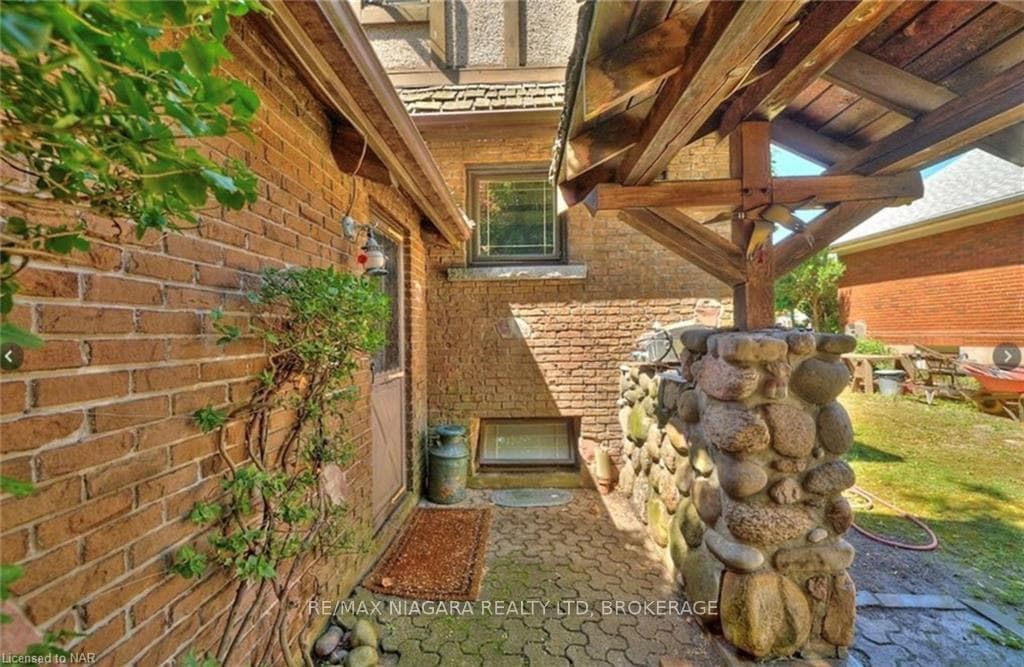 4908 PORTAGE Road photo 4
