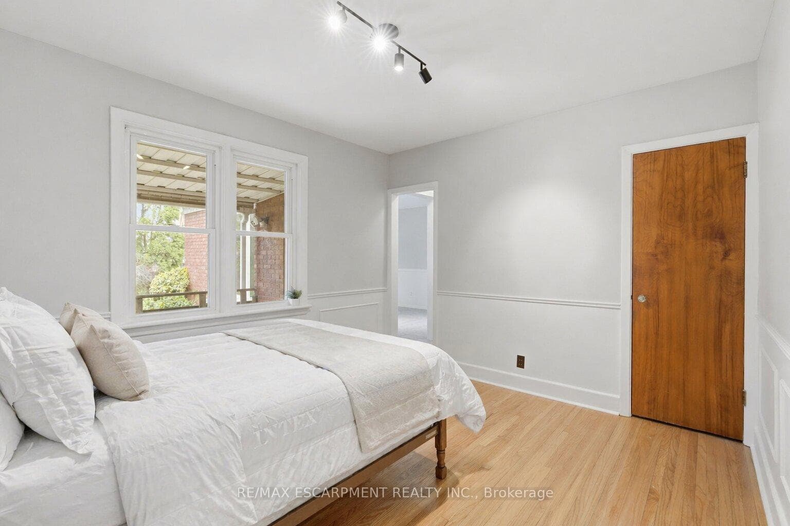 30 West 22nd Street photo 18