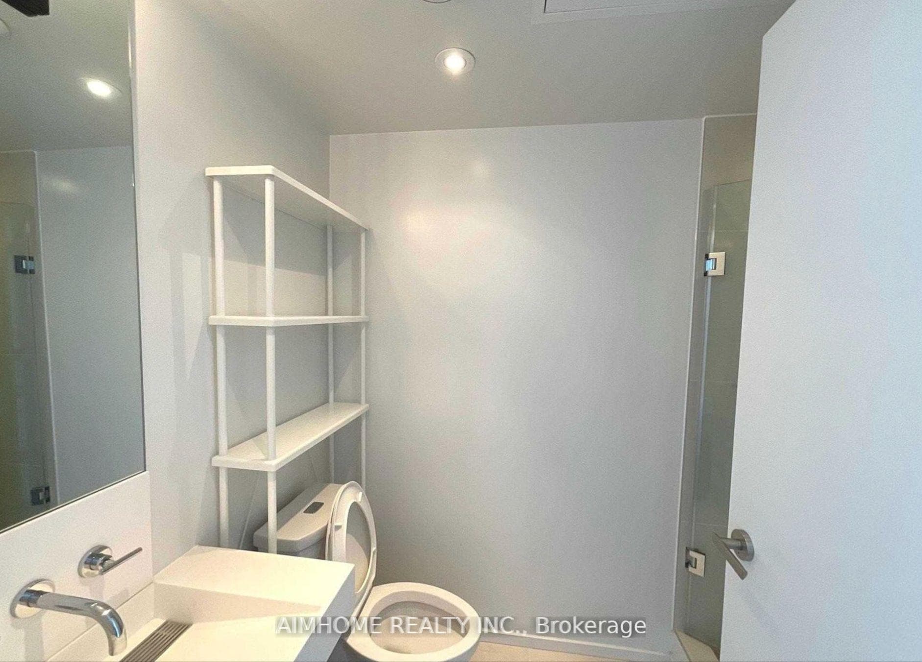 5 St Joseph Street Unit 3702 photo 7