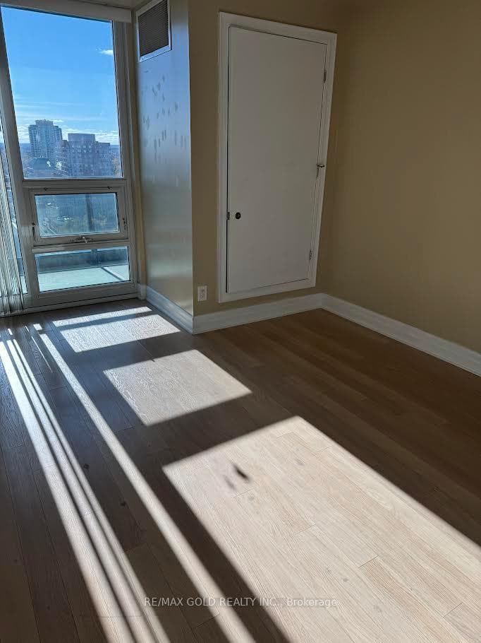 100 John Street Unit 1705 photo 5