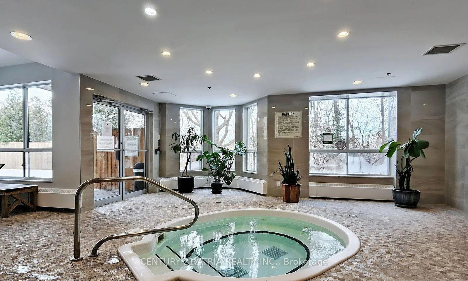 8 Maison Parc Court Unit 118 photo 16