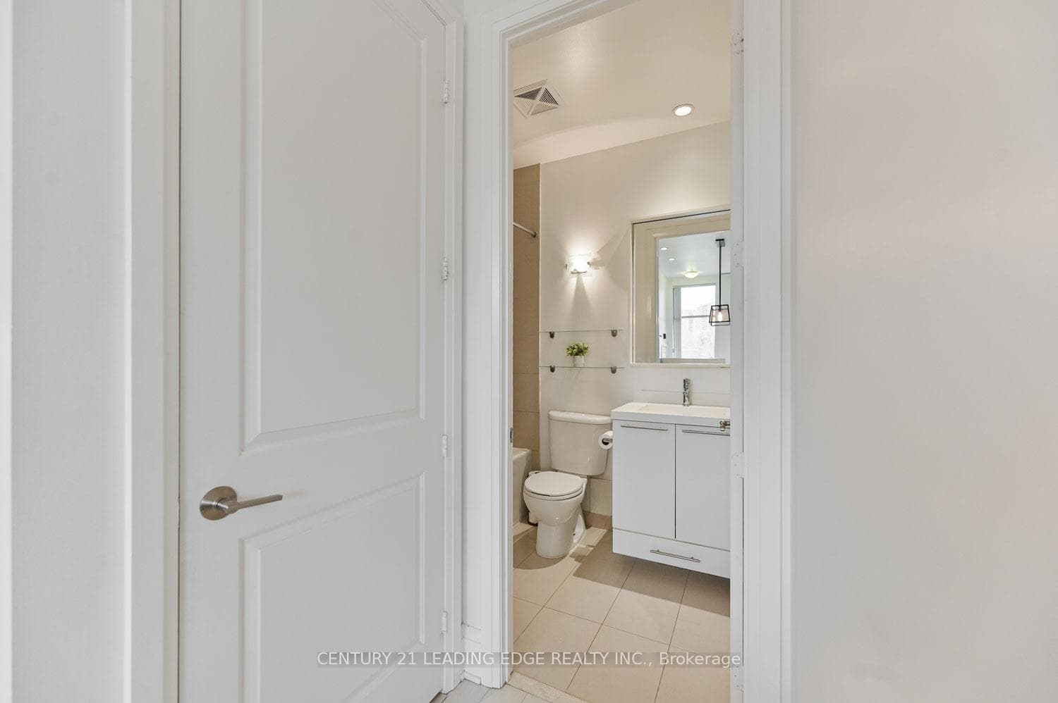 100 Harrison Garden Boulevard Unit L17 photo 19