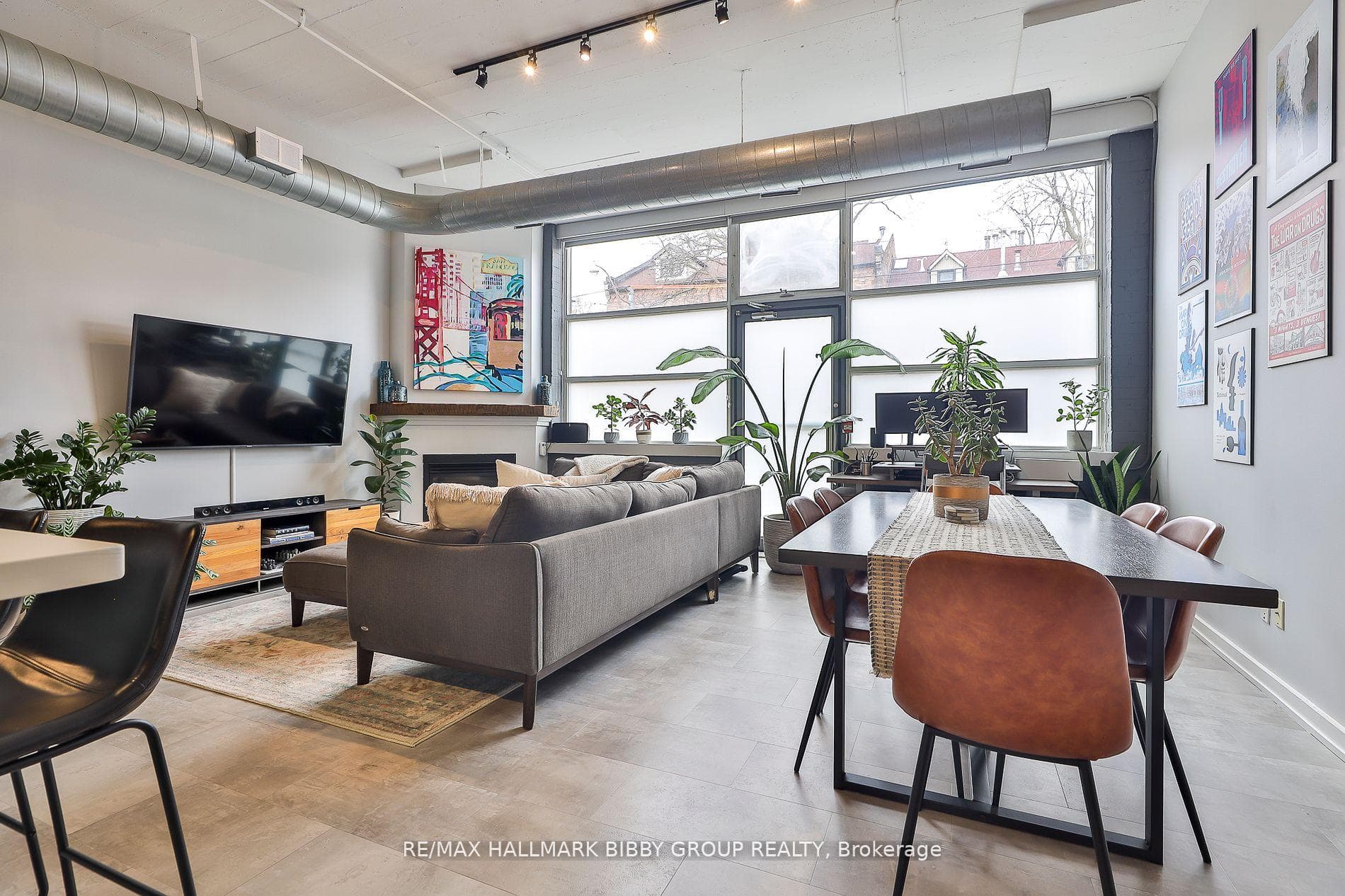365 Dundas Street Unit 101 photo 6