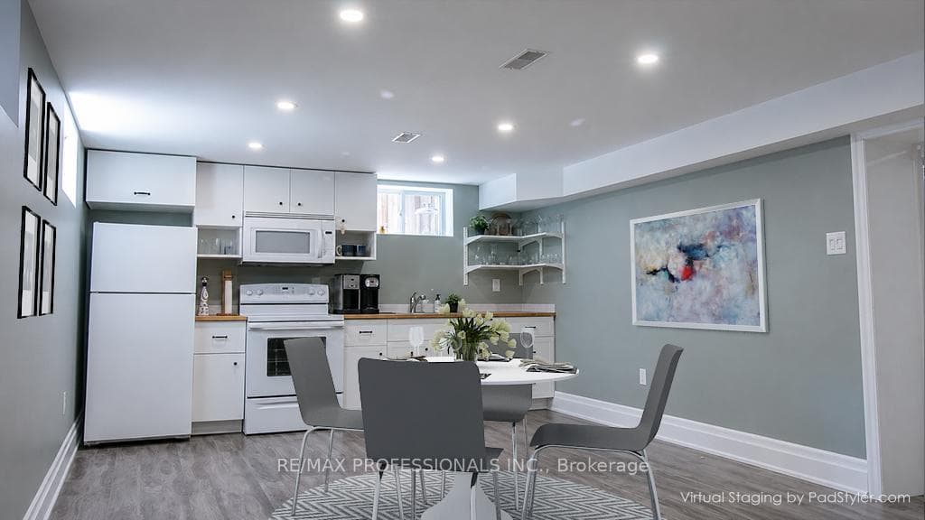 7 Sedgebrook Crescent Unit LOWER photo 5