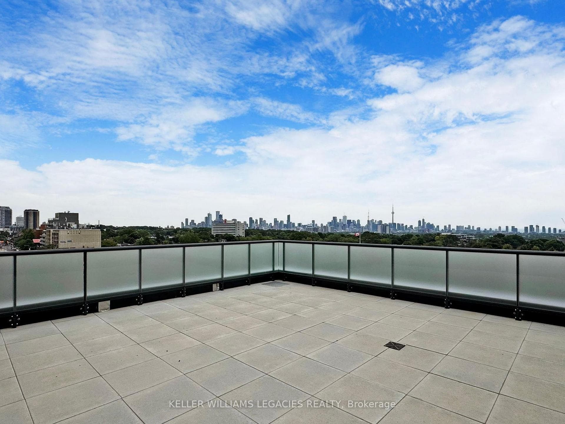 840 St. Clair Avenue Unit 901 photo 30