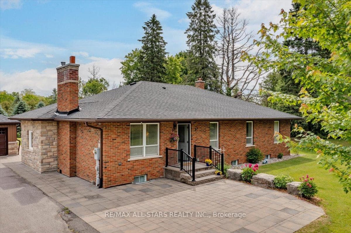 562 Catering Road photo 5