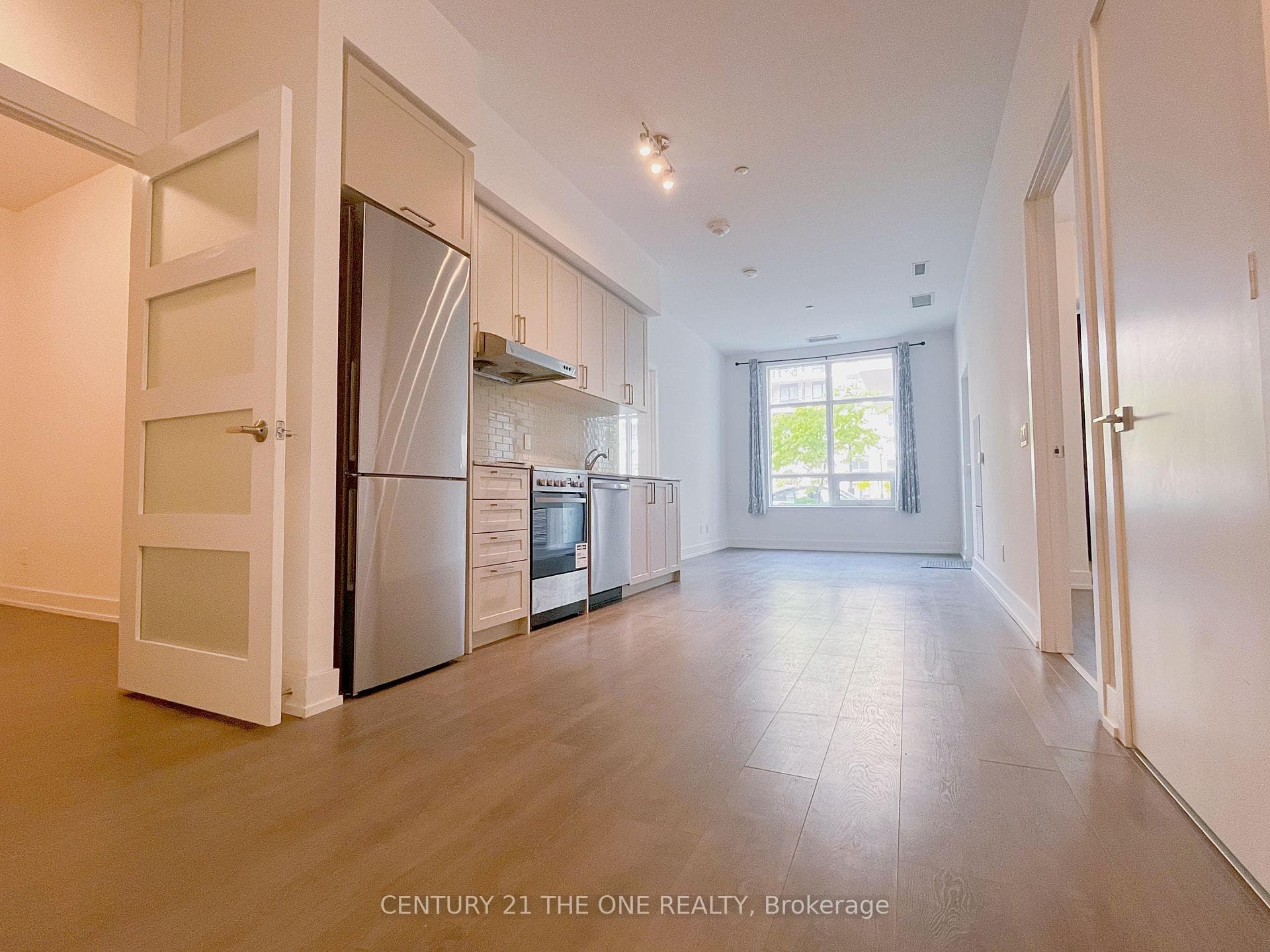 268 Buchanan Drive Unit 101W photo 2