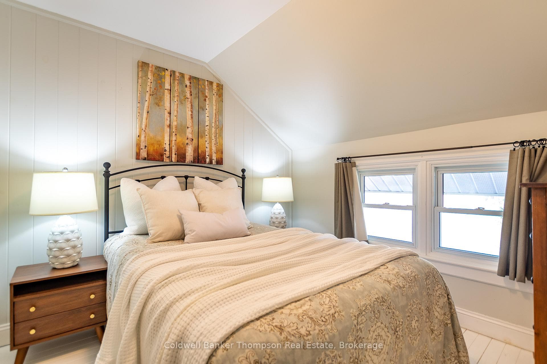 Guest Bedroom #1