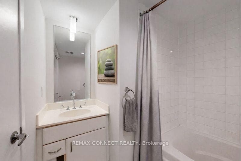 36 Lee Centre Drive Unit 3111 photo 29